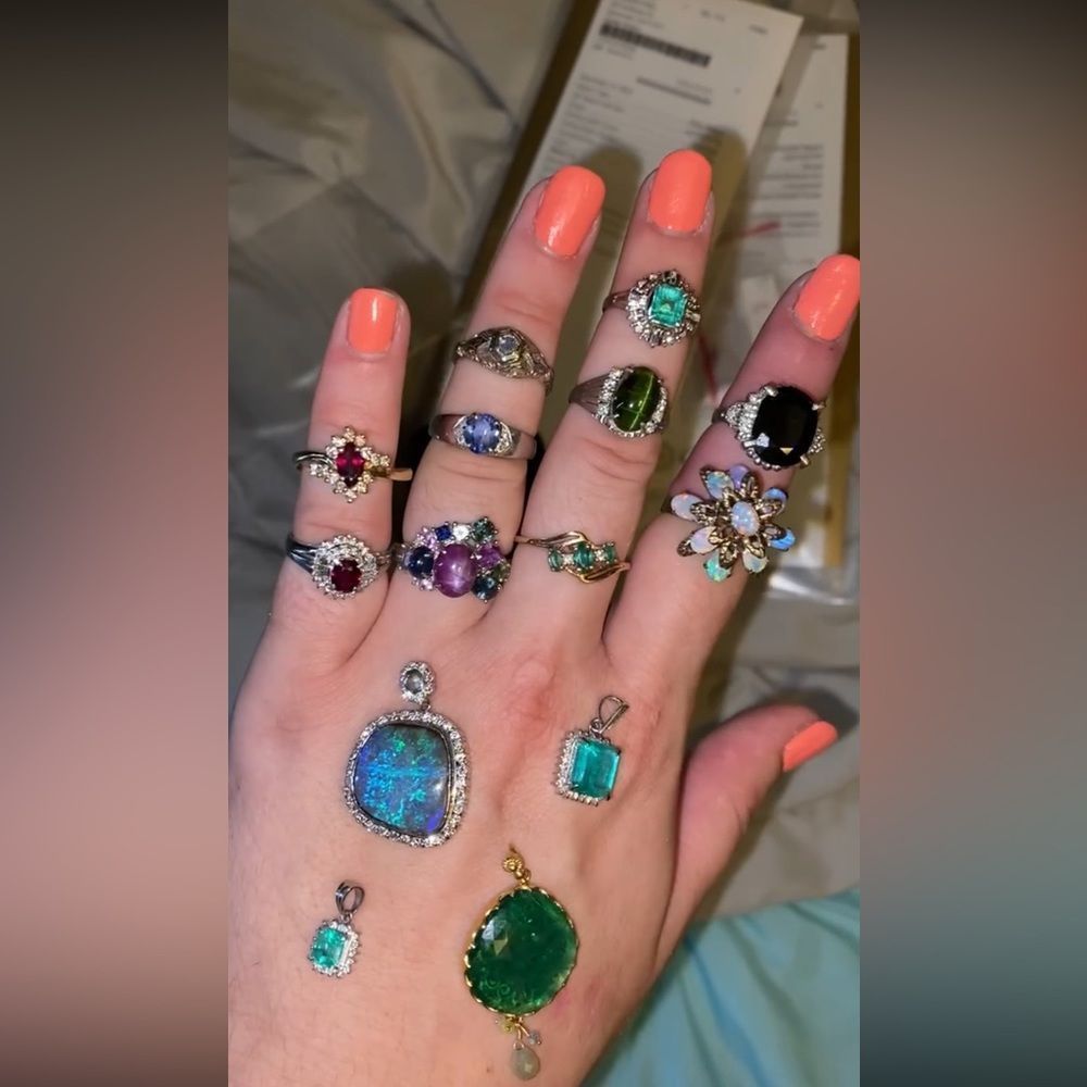 All natural gemstones in solid gold and solid platinum